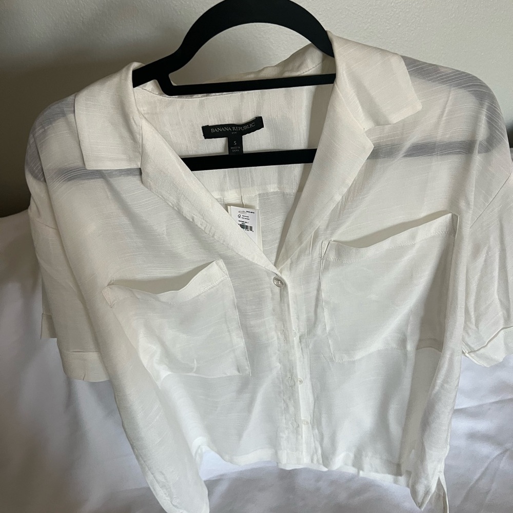 Banana Republic short sleeve button down shirt